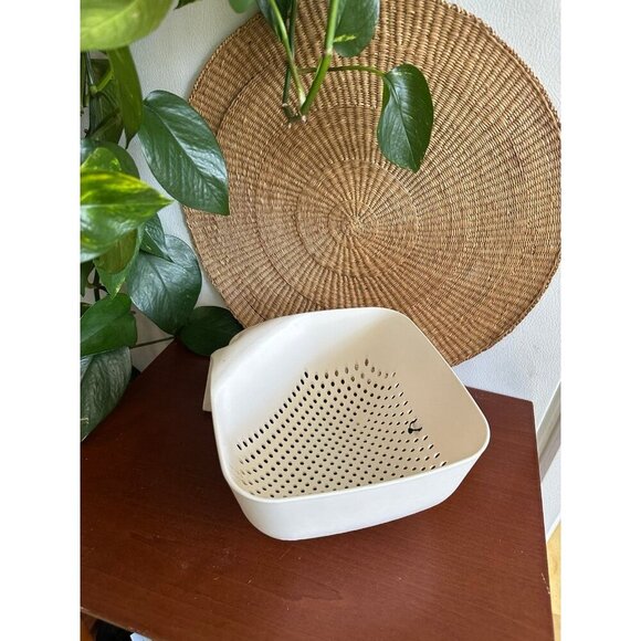 Joseph Joseph Square colander - Picture 2 of 9